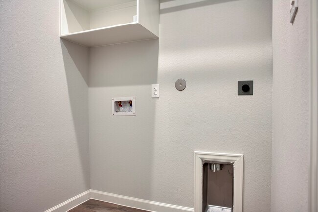 Foto del edificio - 30142 Gold Finch Pl