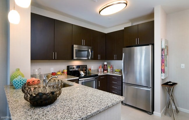 Foto del edificio - 225 Sumner St