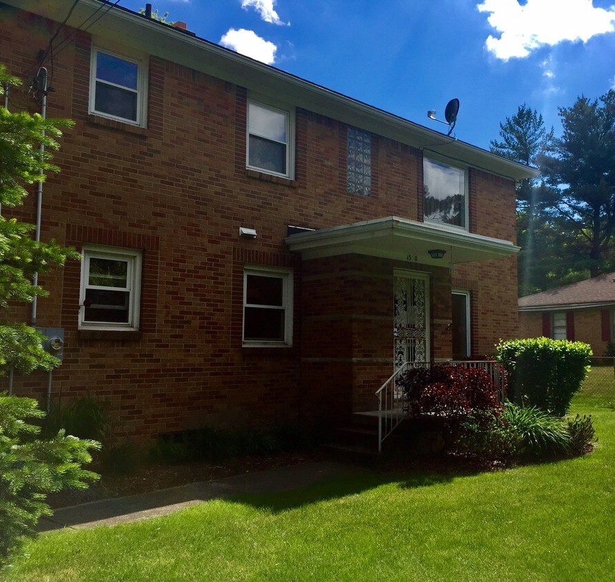 1330 Richmond St NW, Grand Rapids, MI 49504 House Rental in Grand Rapids, MI