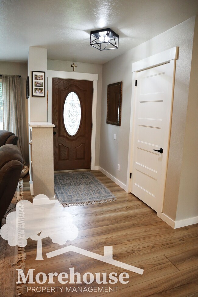 Foto del edificio - 10440 Meadow Lark Dr
