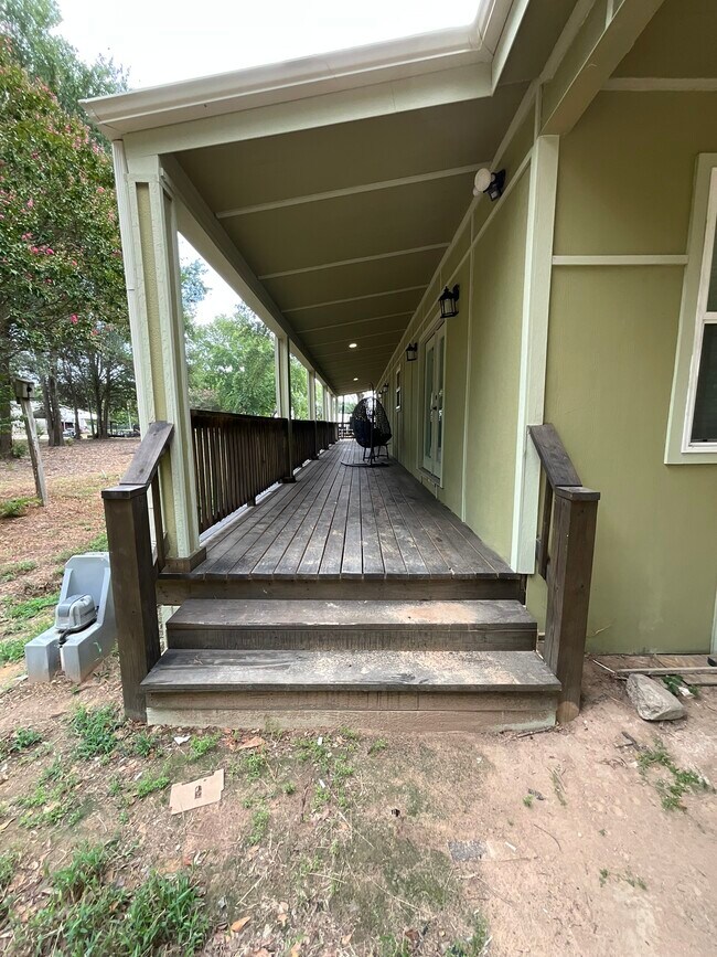 Building Photo - 15854 US-80
