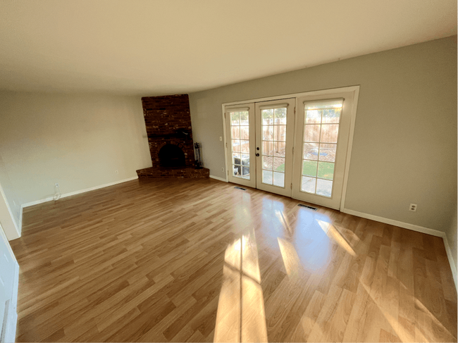 Building Photo - 5145 Santa Clara Pl