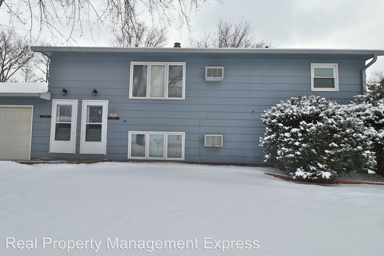 Foto principal - 2903 E Klondike Trl