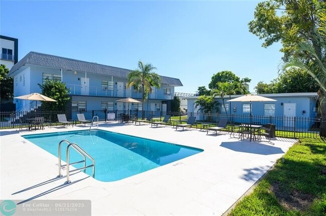 Foto del edificio - 1020 N Victoria Park Rd