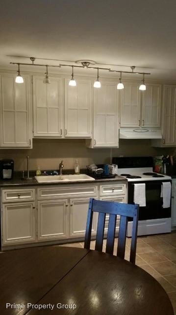 Building Photo - 3 br, 1 bath House - 302 Waverly Dr