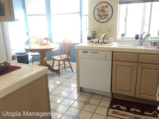 Building Photo - 2 br, 2 bath House - 3375 Genoa Way #148