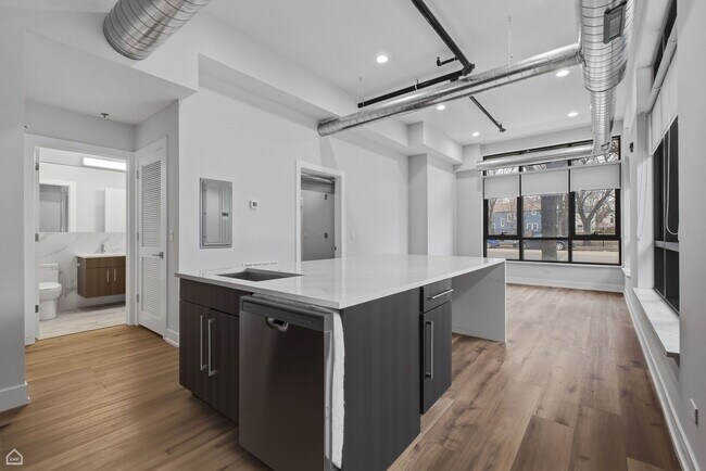 Foto del edificio - 2354 N Washtenaw Ave