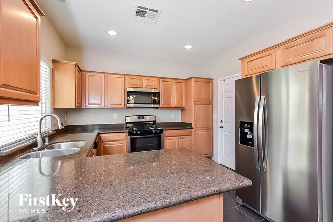 Foto del edificio - 10651 Bandera Mountain Ln