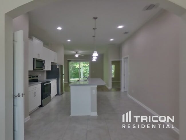 Building Photo - 12131 Rouen Cove Dr