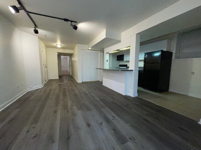 Foto del edificio - 3940 N Marshfield Ave