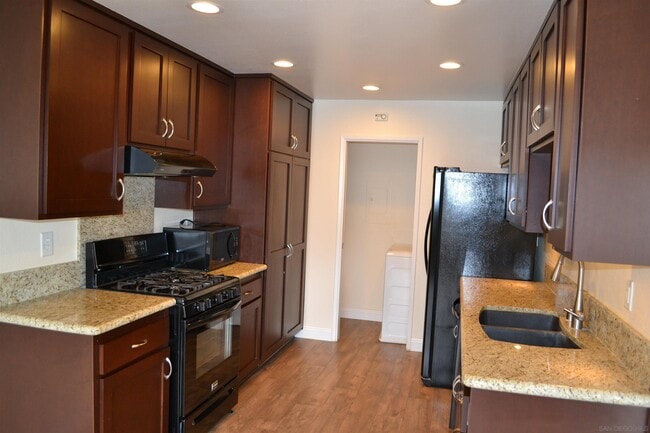 Building Photo - 4219 La Pinata Way