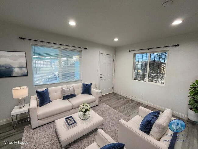 Foto del edificio - HOT SUMMER SPECIAL! FIRST MONTH, FREE RENT *excludes recurring fees* Cozy 2-Bed Oasis in the Hear...
