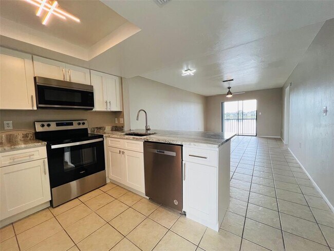 Foto del edificio - 25225 Rampart Blvd