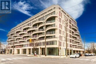 Building Photo - 689-689 The Queensway