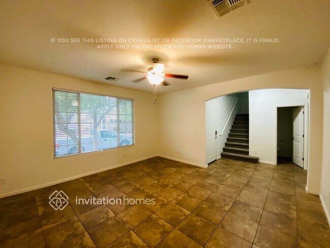 Foto del edificio - 3387 E Constitution Dr