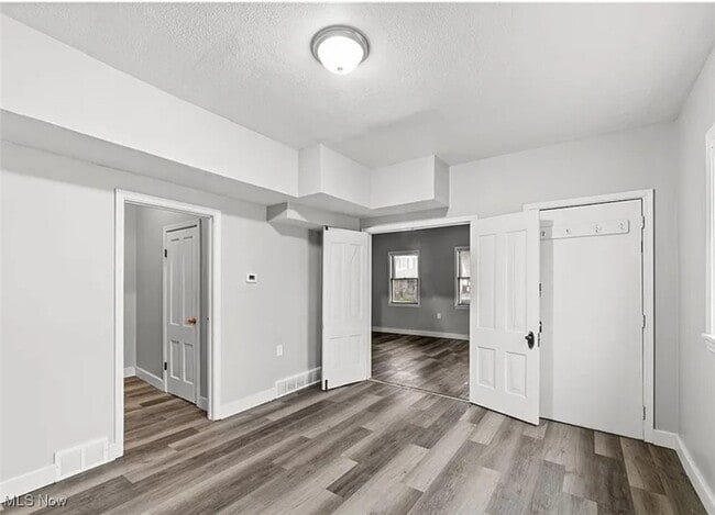 Building Photo - 6915 Lawn Ave