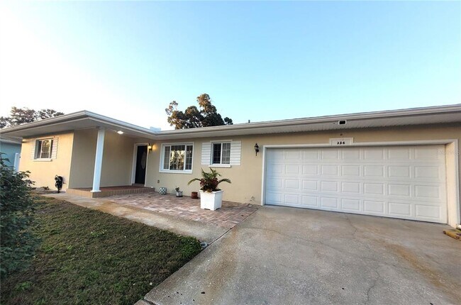 Foto del edificio - 356 E Overbrook Dr