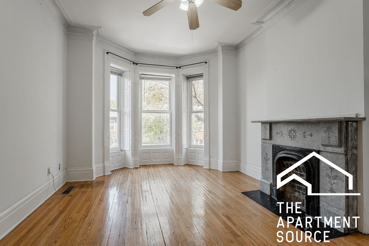 Primary Photo - 241 W Scott St