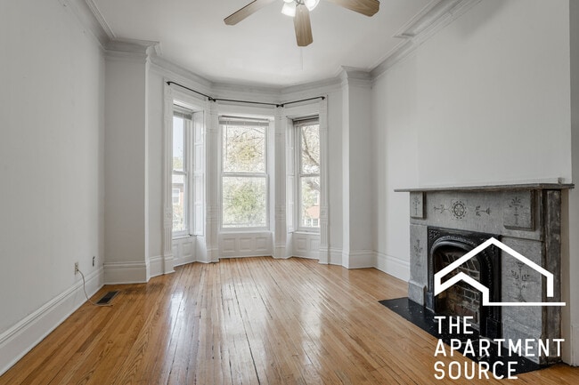 Photo - 241 W Scott St Apartment