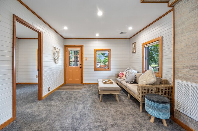 Foto del edificio - 42328 N Oak St