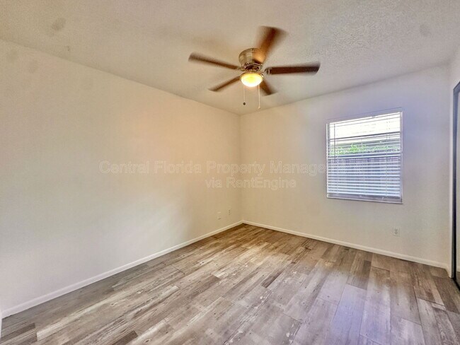 Foto del edificio - 1432 Lantry Ct