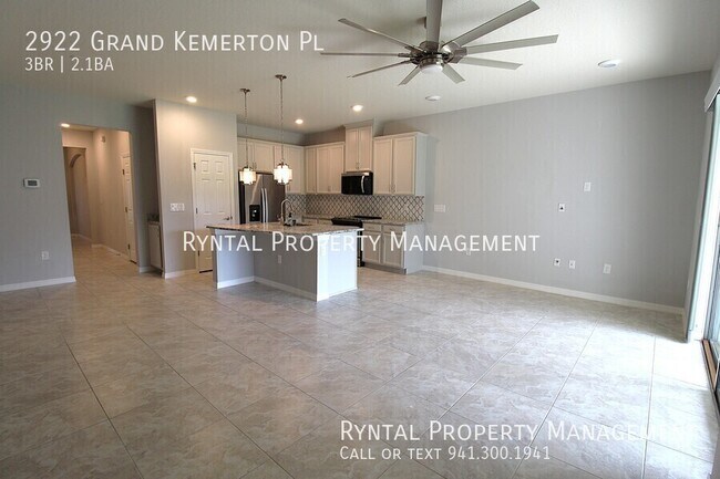 Foto del edificio - 2922 Grand Kemerton Pl