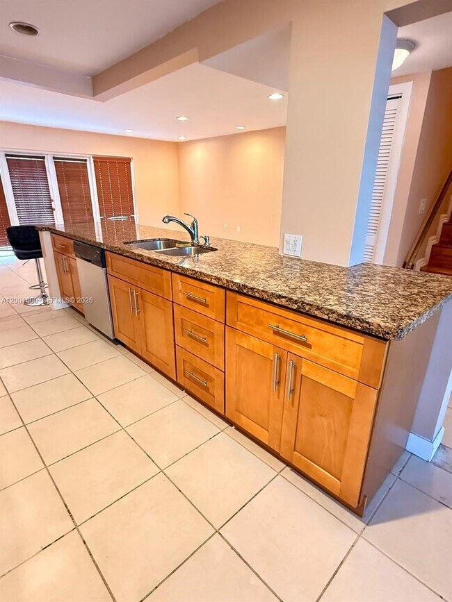 Foto del edificio - 2750 N 34th Ave