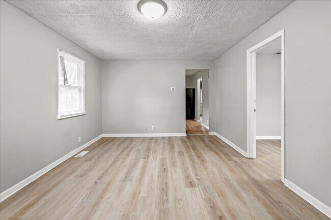 Photo - 1744 Dawson St House