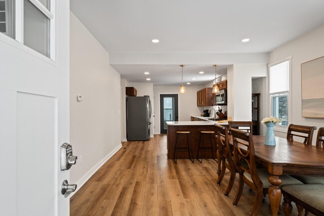 Building Photo - 80 W Geneva St