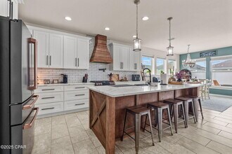 Building Photo - 105 Johnson Bayou Dr