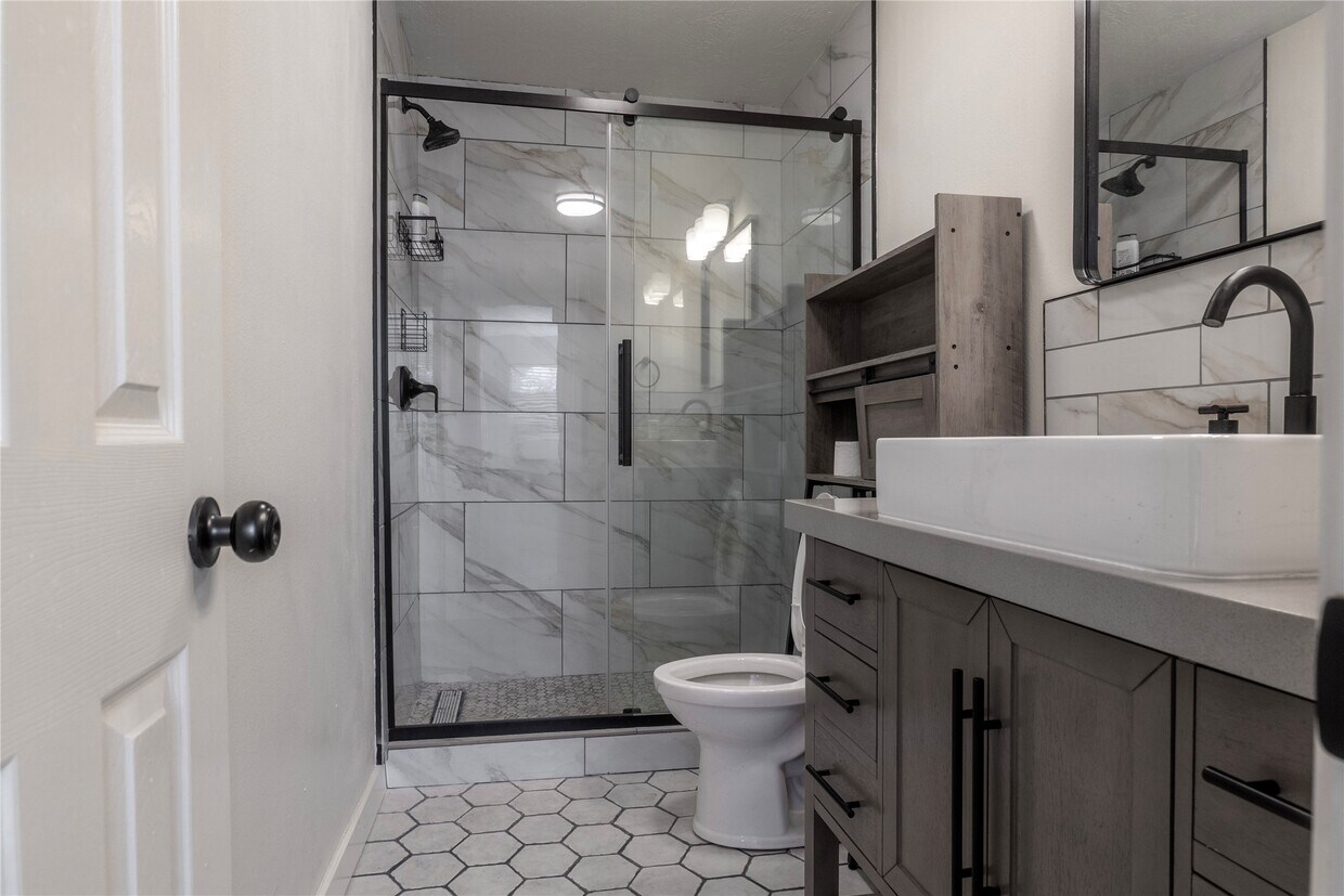 Foto principal - 1106 Cleveland St