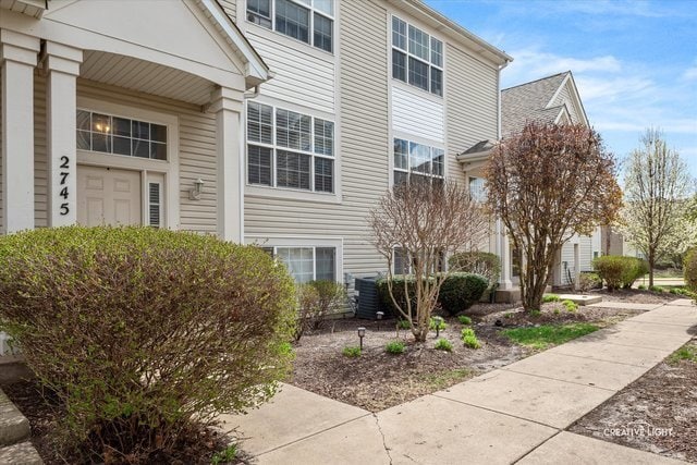 Foto del edificio - 2745 Canyon Dr