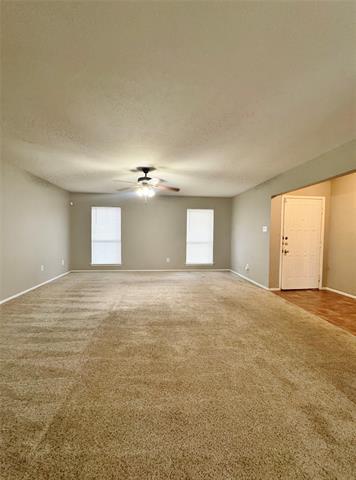 Building Photo - 1146 Meadow Creek Dr