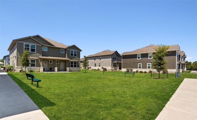 Photo - 705 Horseshoe Drive Unit 1702 Townhome