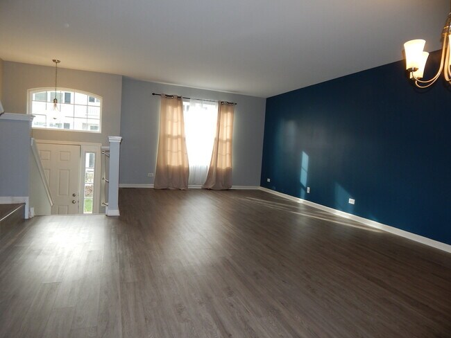 Foto del edificio - 1678 Ruby Dr