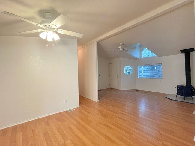 Foto del edificio - Heritage Ranch 3 Bedroom 2 Bathroom Availa...