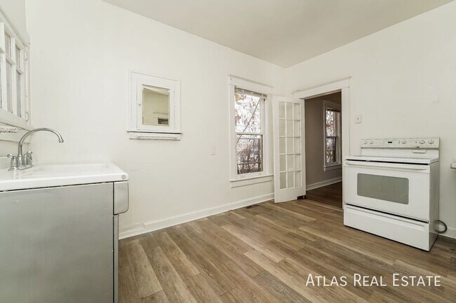 Foto del edificio - 1917 S Fox St