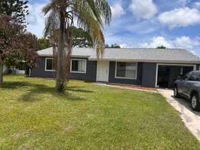 Building Photo - 2029 SE Hideaway Cir