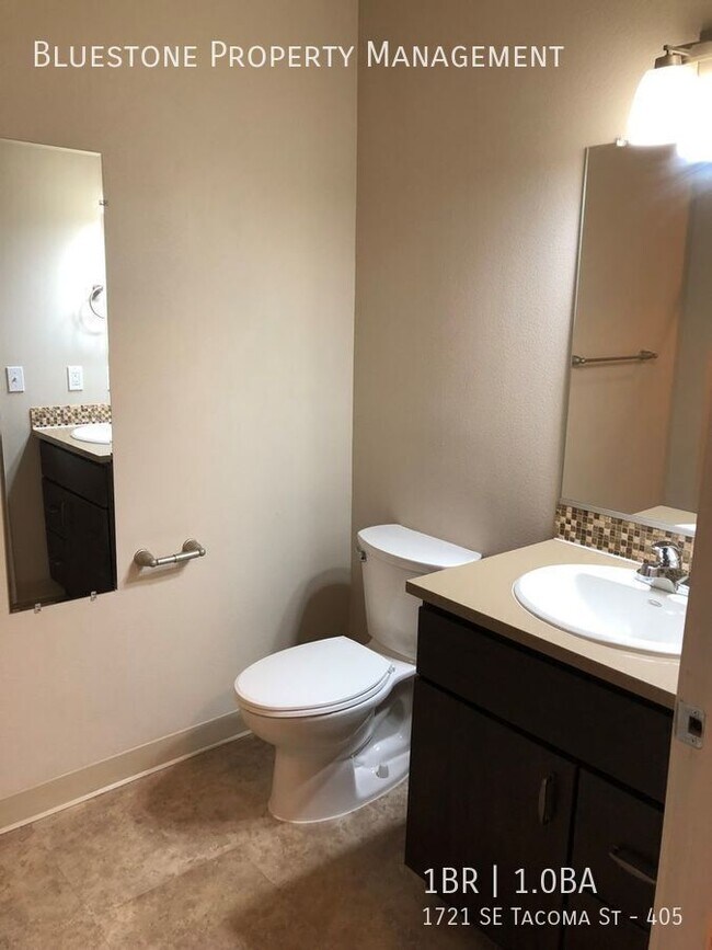 Foto del edificio - One bedroom in the heart of sellwood! $399...