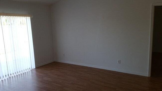 Foto del edificio - Your Next Home in Groveland