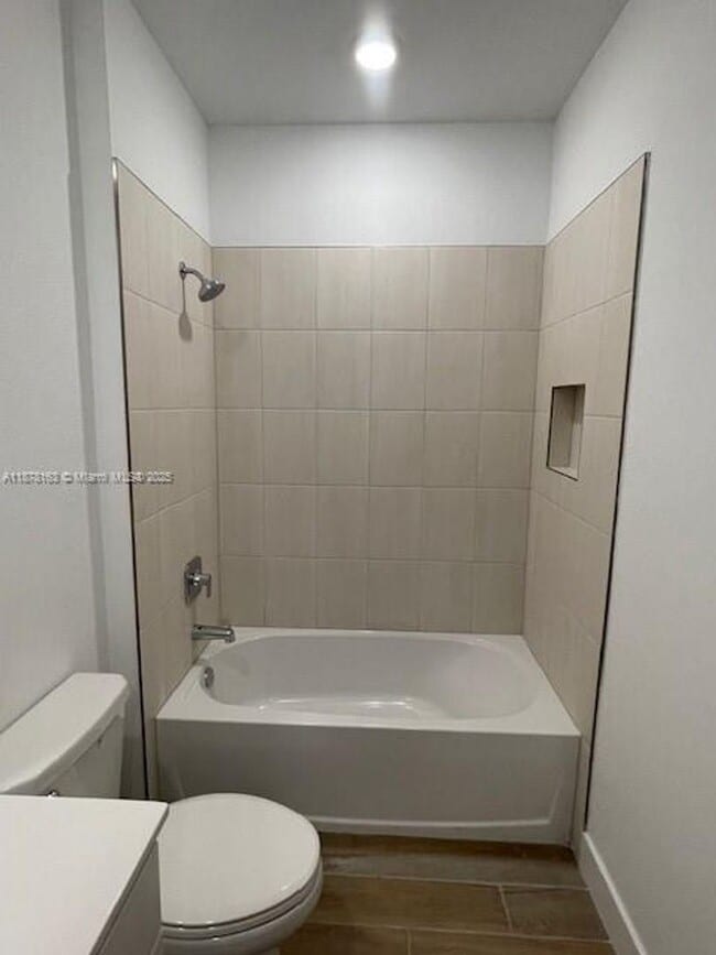 Building Photo - 164 SW 171st Terrace