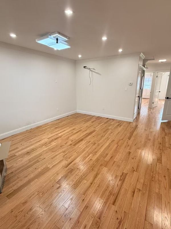 Primary Photo - 32-00 74th Street, 2F