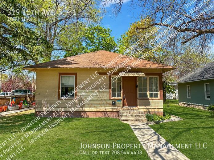Primary Photo - 319 15th Ave S
