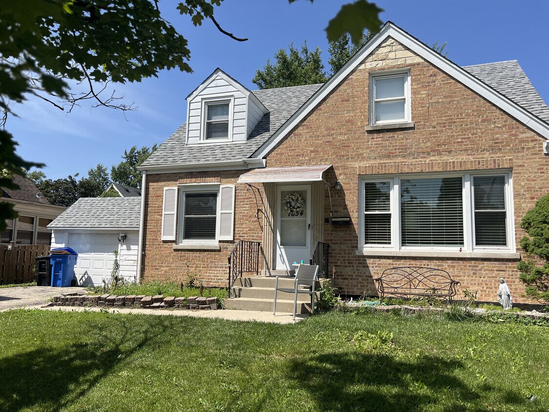 7634 W Norwood St, Chicago, IL 60631 House Rental in Chicago, IL