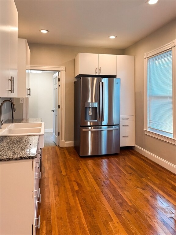 Building Photo - 40 Howland St