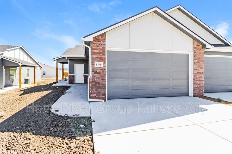 5770 E Bristol St, Bel Aire, KS 67220 House Rental in Bel Aire, KS