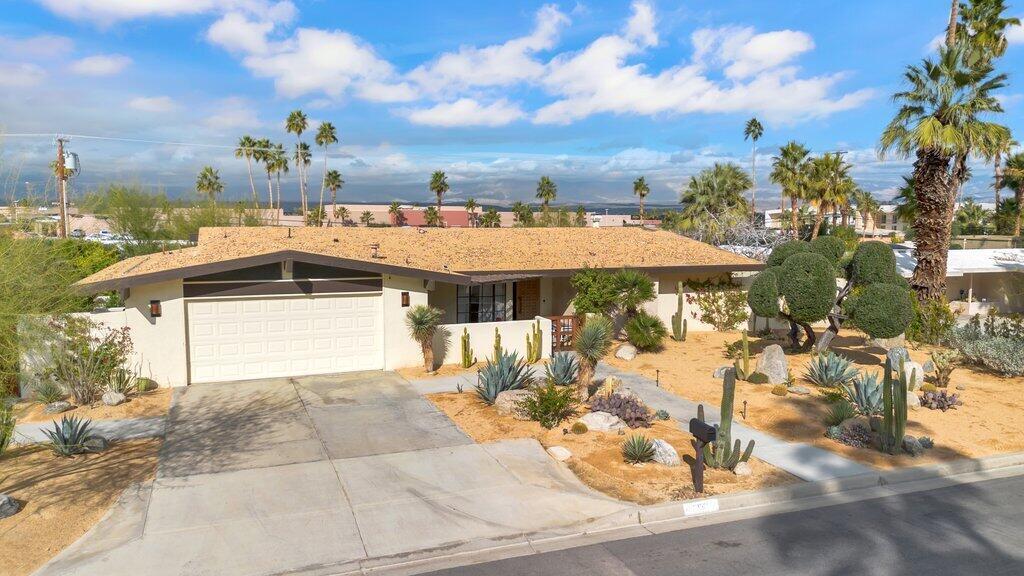 Primary Photo - 73520 Joshua Tree St