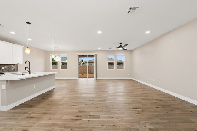 Building Photo - NO HOA! 2024 Build w/ RV Gate, Quartz Kitchen & 4 Spacious Bedrooms
