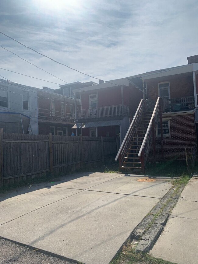 Foto del edificio - Free Month Rent for Leases Signed by End o...