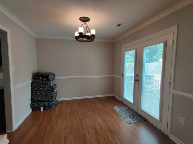 Foto del edificio - 3 Bedroom Home in Chestnut Lake